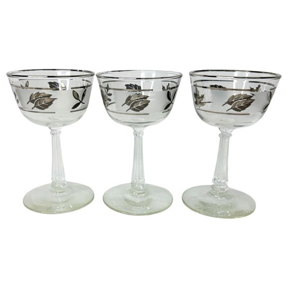 3 Vintage Libbey Silver Leaf Frosted Liquor Coctail Glasses Set 5 Inch - Picture 4 of 8